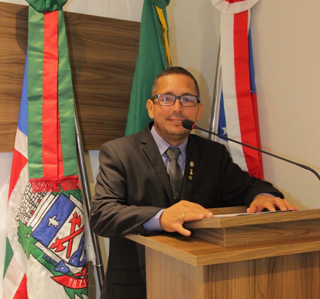 No momento, você está visualizando Lábrea; Vereador encerra sessão após formação de chapa que impediria seu 4° mandato na Presidência da Câmara