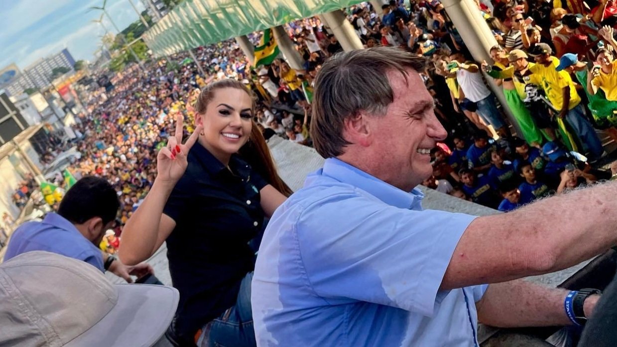 No momento, você está visualizando Presente na marcha para Jesus, filha do Coronel Menezes pode ser candidata a deputada