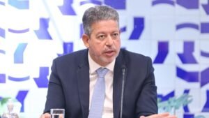 Leia mais sobre o artigo Lira pressiona líderes de partidos para controlar baixarias na Câmara