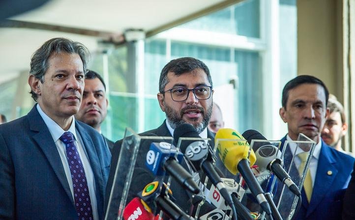 No momento, você está visualizando Wilson comemora aprovação da reforma, que ‘assegura a competitividade da ZFM’