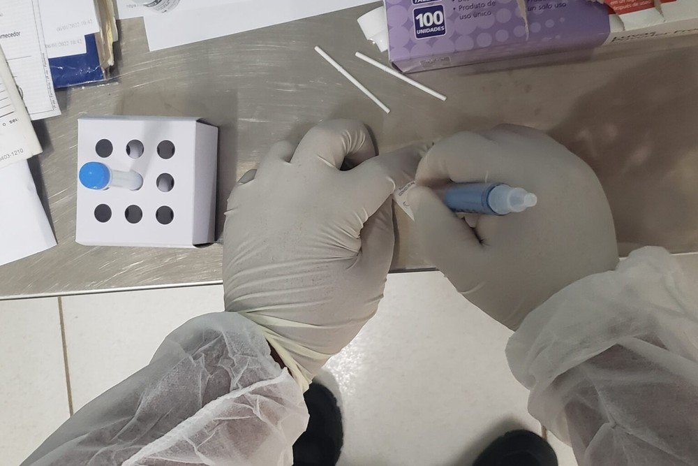 No momento, você está visualizando Médico alerta sobre risco de infecção conjunta de Covid-19 e dengue: ‘pode ser letal’