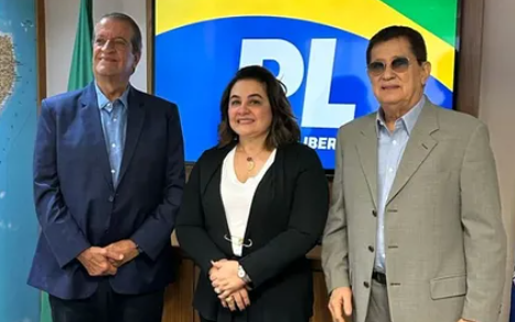 Leia mais sobre o artigo Maria do Carmo Seffair se filia ao PL e é cotada como possível candidata ao Governo do Amazonas em 2026