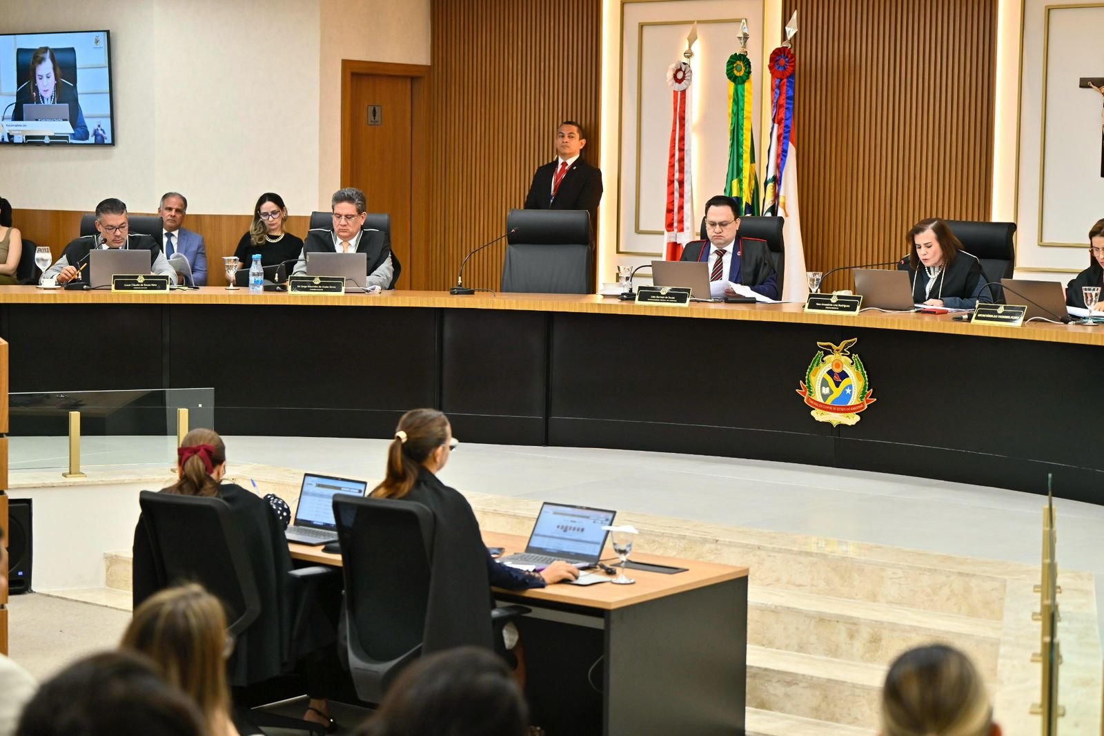 No momento, você está visualizando Pleno do TCE-AM multa presidente da Câmara de Itapiranga em R$ 15 mil