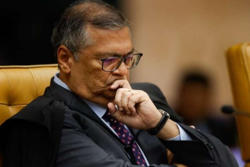 No momento, você está visualizando ‘Penduricalhos’: o que são os auxílios suspensos pelo ministro Flávio Dino, do STF?