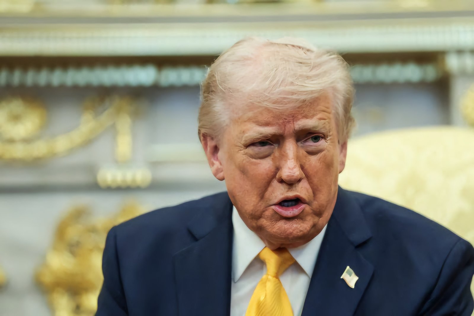 No momento, você está visualizando Trump fala em diálogo positivo com o Irã e determina trégua de 5 dias no conflito