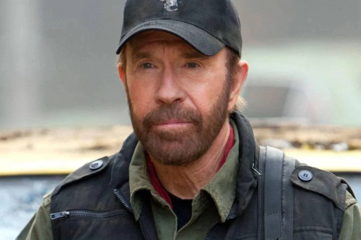 No momento, você está visualizando Morre aos 86 anos Chuck Norris, lenda dos filmes de ação